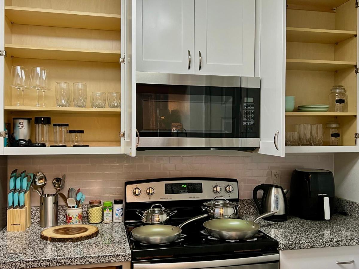 Lovely Comfort Uptown Condo For Houston Trip. Bagian luar foto