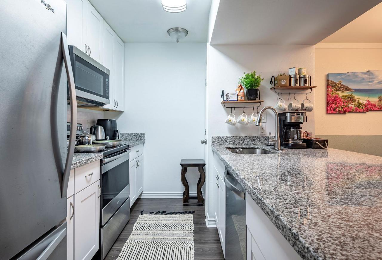 Lovely Comfort Uptown Condo For Houston Trip. Bagian luar foto