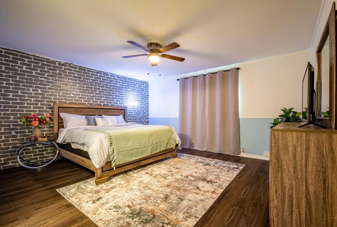 Lovely Comfort Uptown Condo For Houston Trip. Bagian luar foto