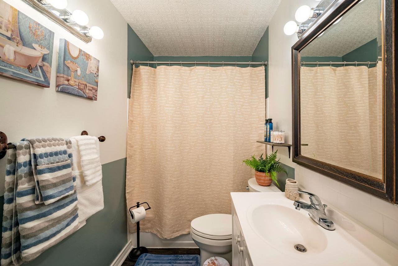 Lovely Comfort Uptown Condo For Houston Trip. Bagian luar foto