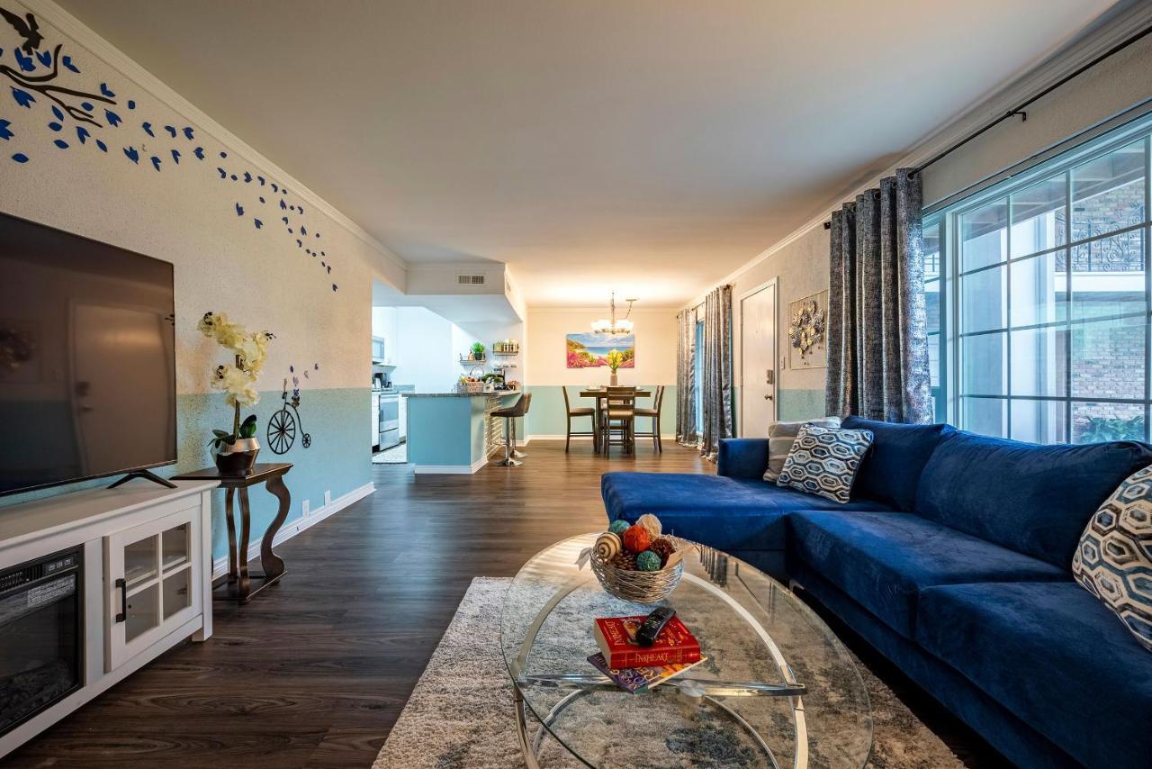 Lovely Comfort Uptown Condo For Houston Trip. Bagian luar foto