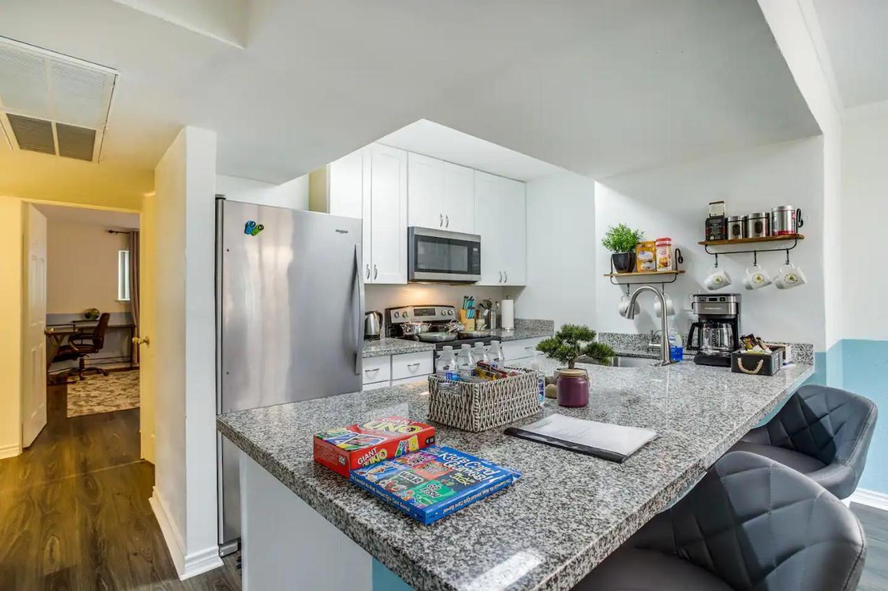 Lovely Comfort Uptown Condo For Houston Trip. Bagian luar foto